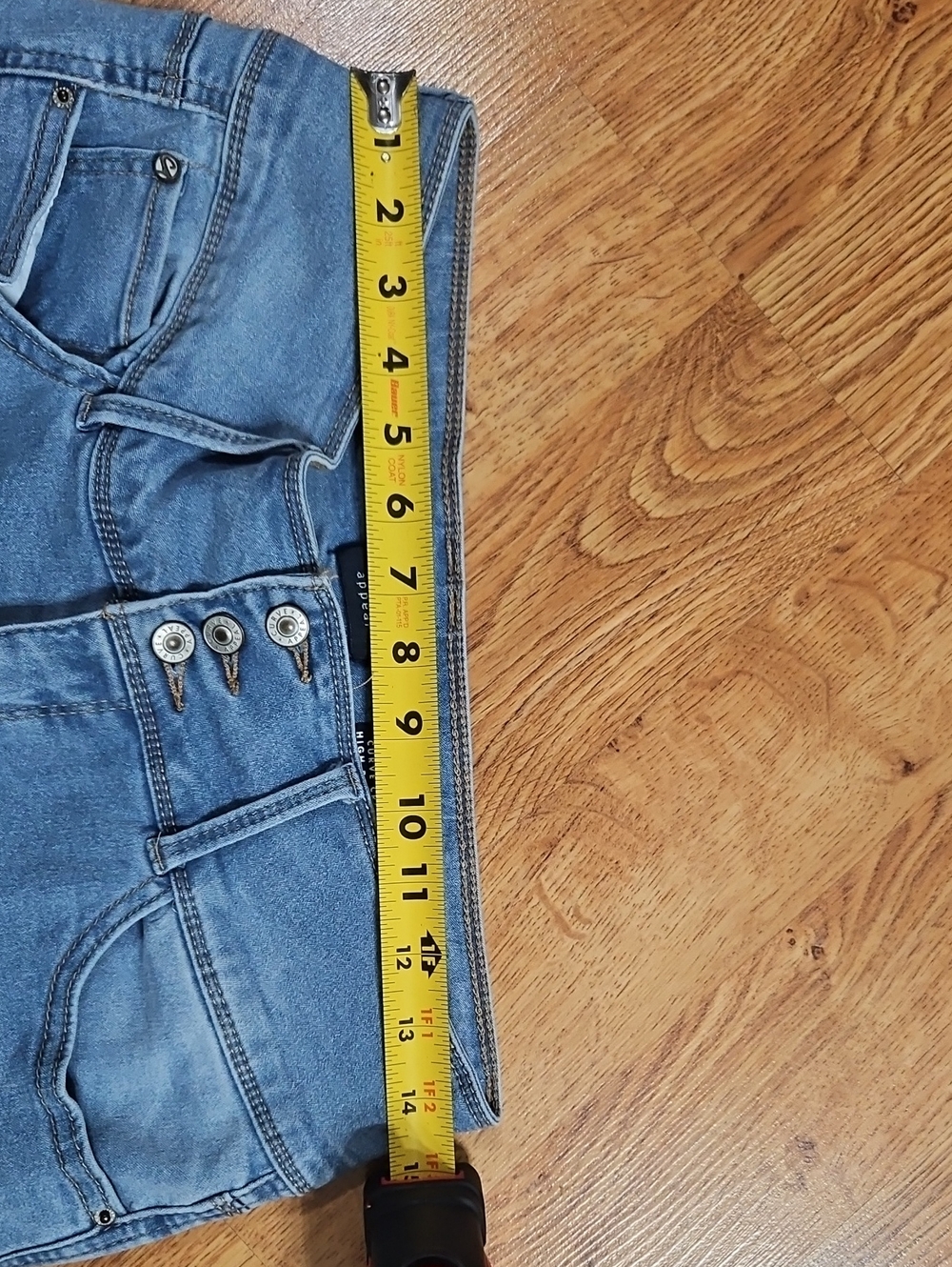 High-Rise Light Blue Women’s Stretch Jeggings with Triple-Button Waist - Picture 3 of 6